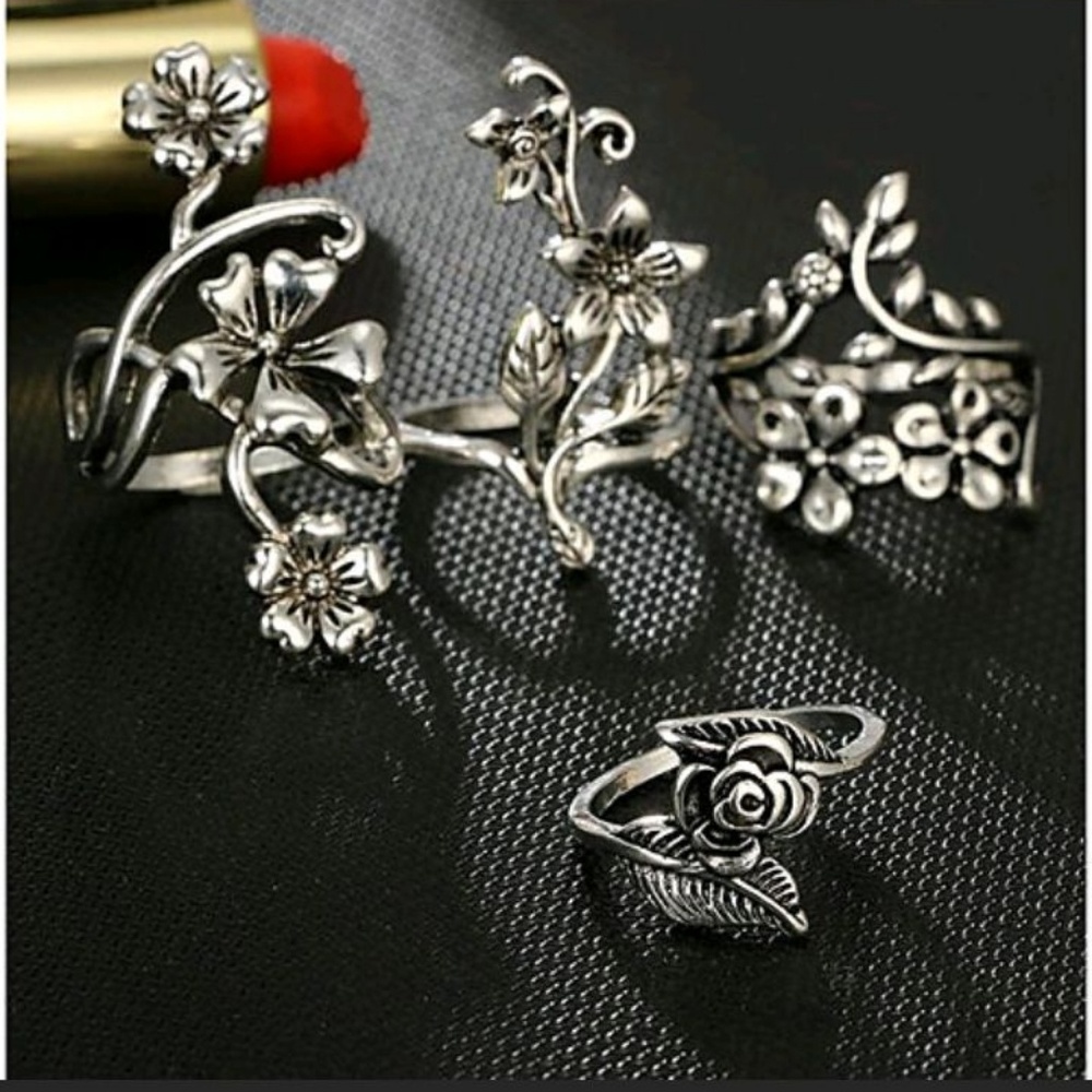 Gorgeous Floral Ring Set - Picture 3 of 8